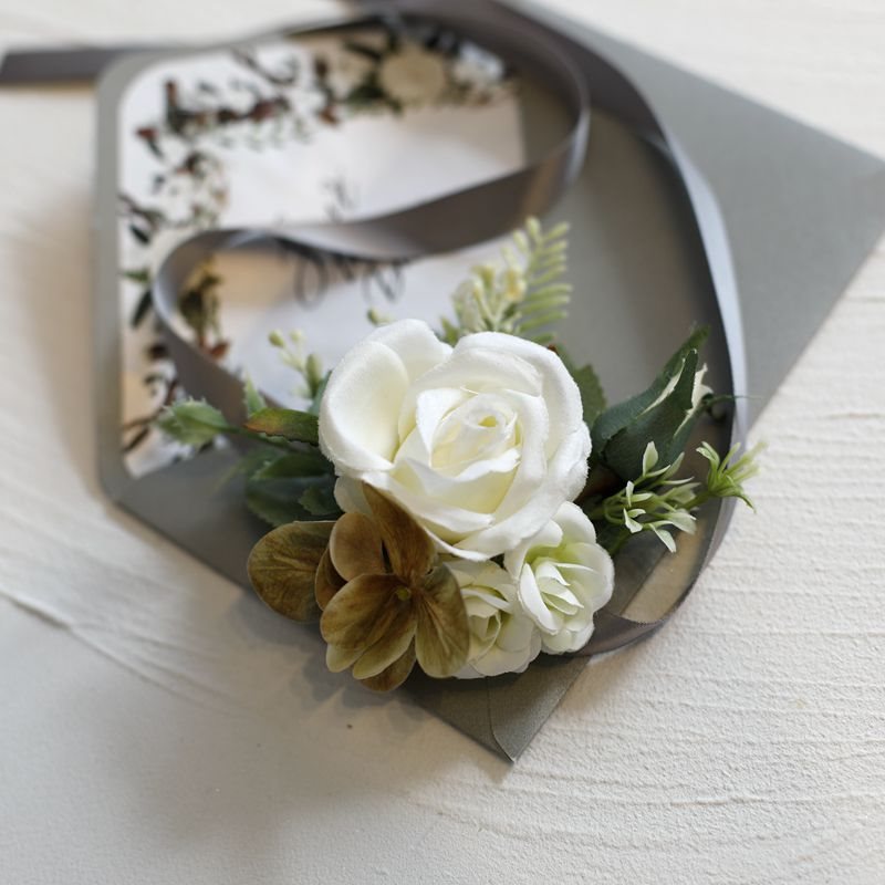 Corsages de poignet de fleurs de mariage