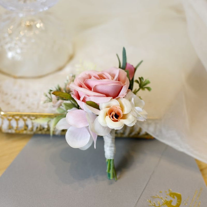 Corsages de poignet de fleurs de mariage